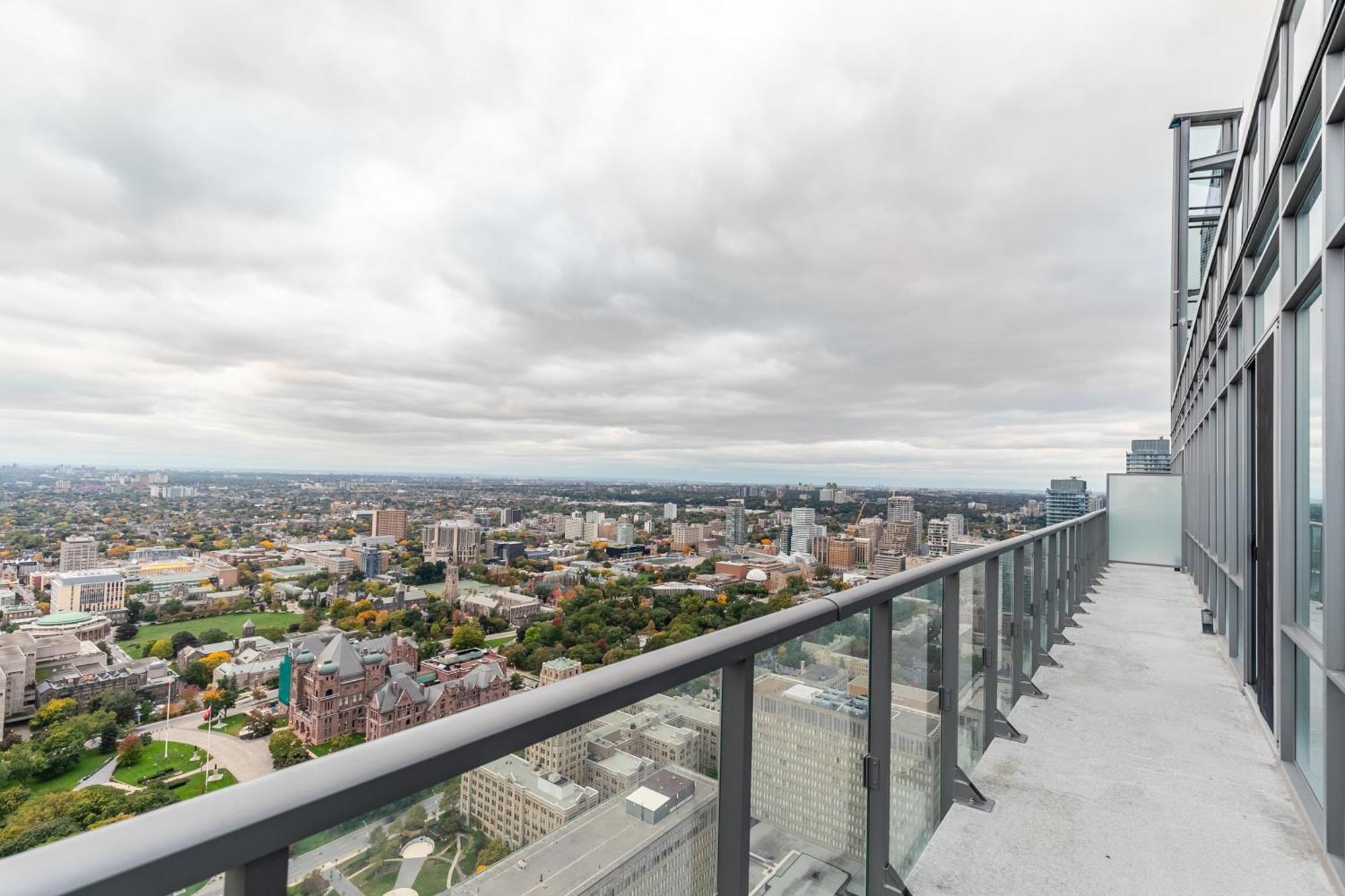 Great View High Rise In Central Toronto Bagian luar foto